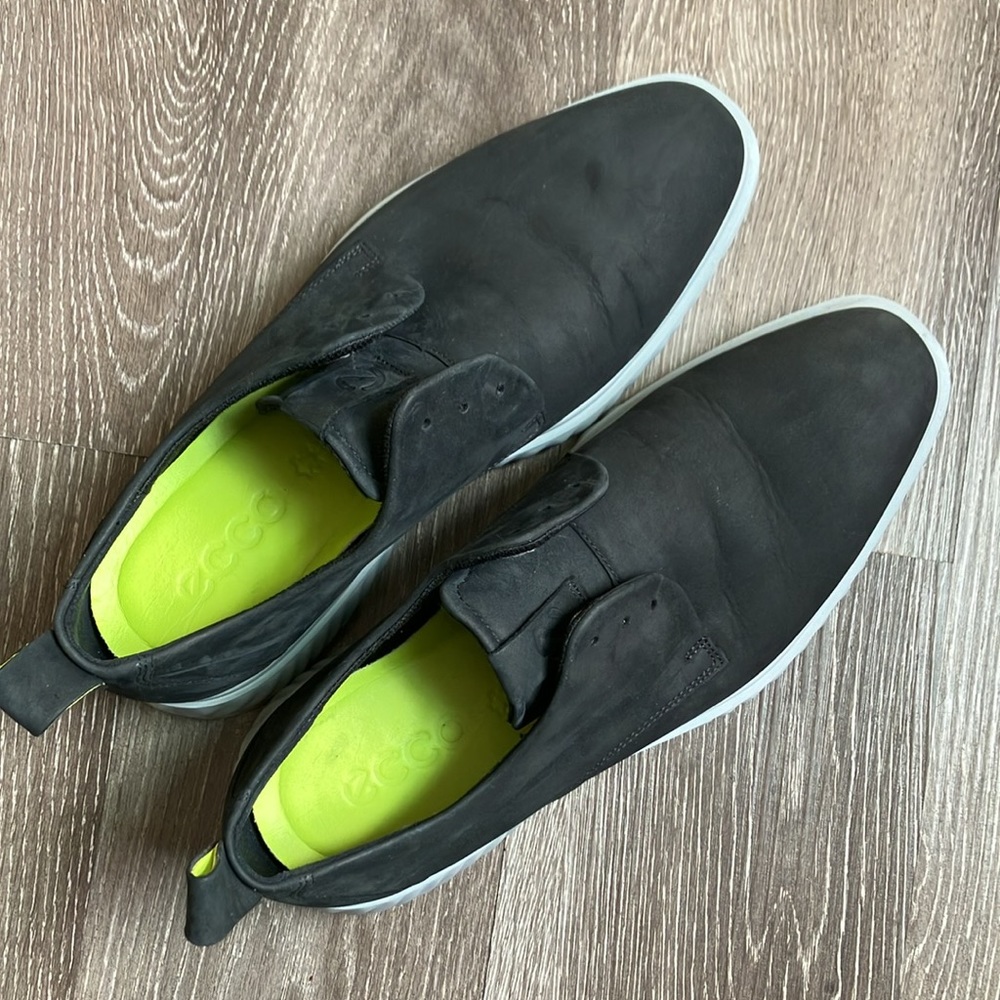 ECCO - Picture 5 of 17